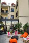 hotel_img